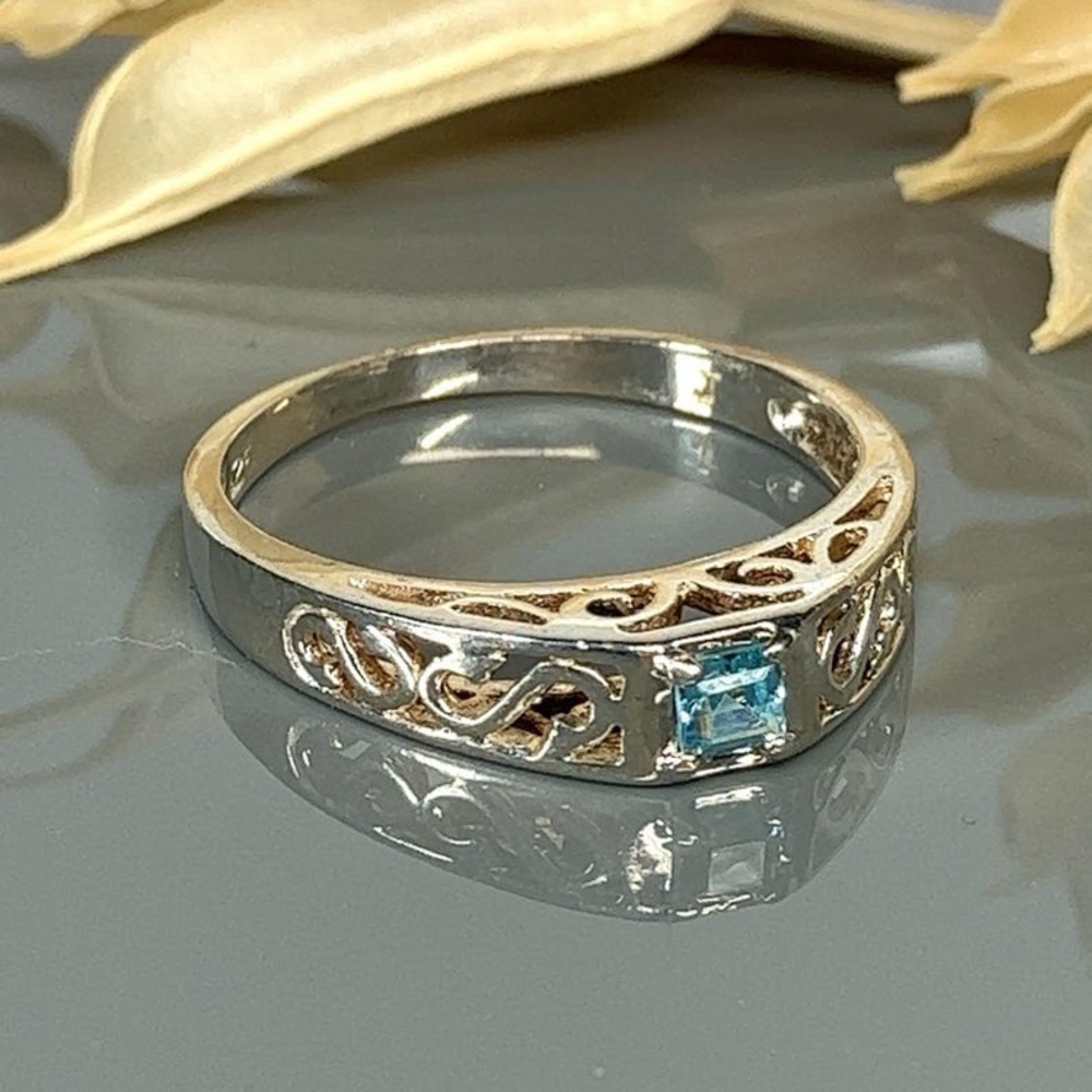 Sterling Silver 925 Blue Topaz Ring filigree Size 6 - Picture 3 of 8